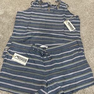 NWT Mountain Khakis Helena SET